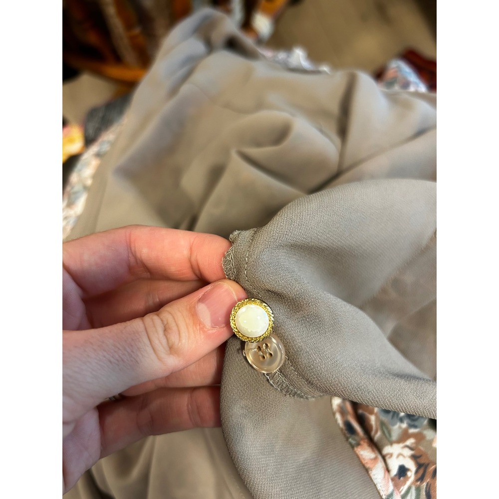 Talbots Vintage Floral Pleated Blouse COTTAGECORE Pearl Button Long Sleeve Top L - Picture 7 of 7